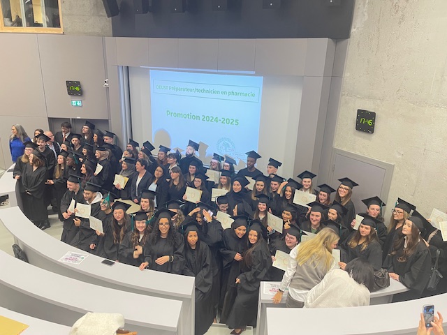 Remise de diplômes DEUST